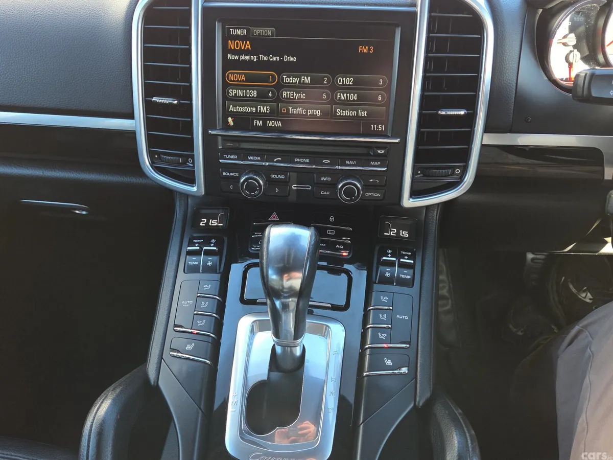 Porsche Cayenne SUV, Diesel, 2012, Grey