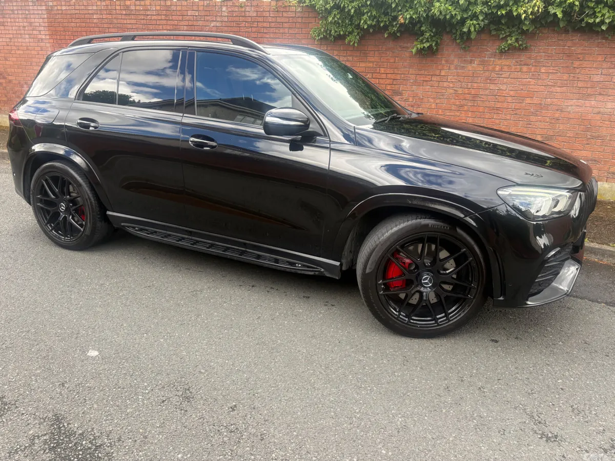 Mercedes-Benz GLE SUV, Petrol, 2020, Black