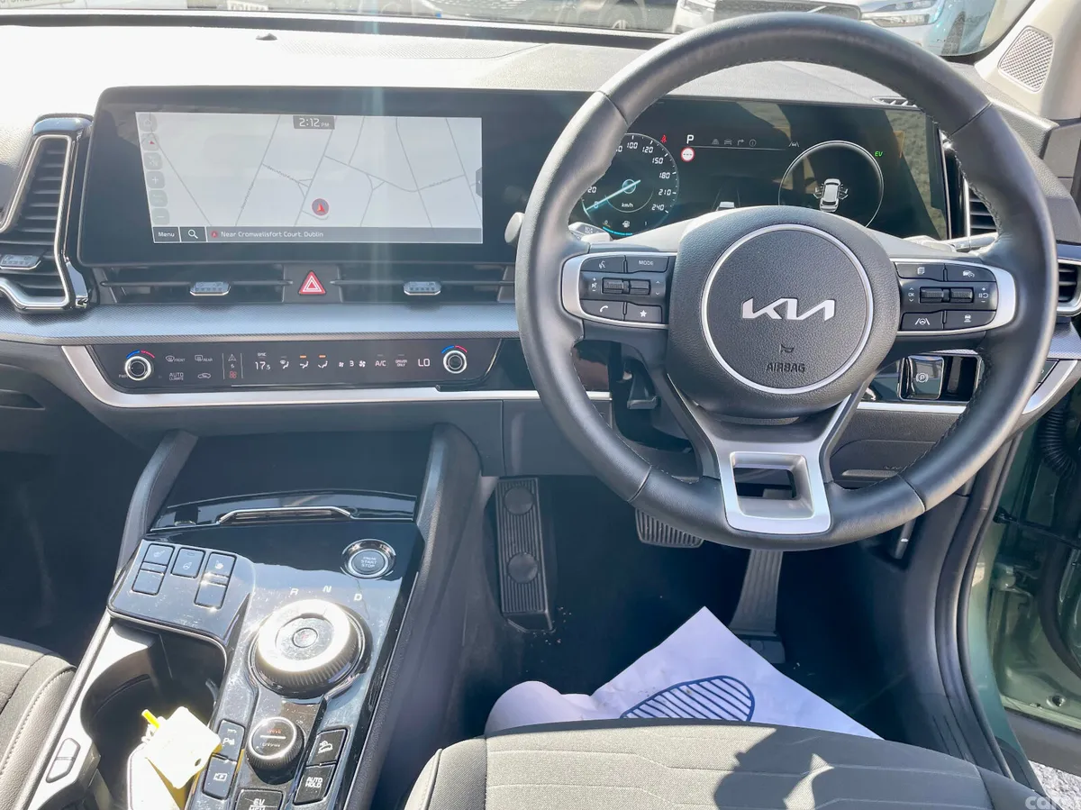 Kia Sportage SUV, Petrol Plug-in Hybrid, 2024, Green