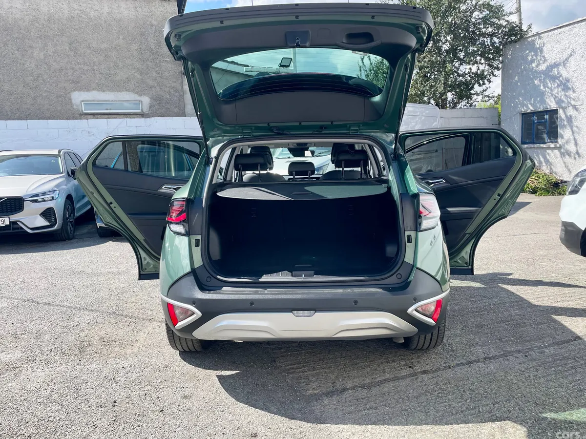 Kia Sportage SUV, Petrol Plug-in Hybrid, 2024, Green