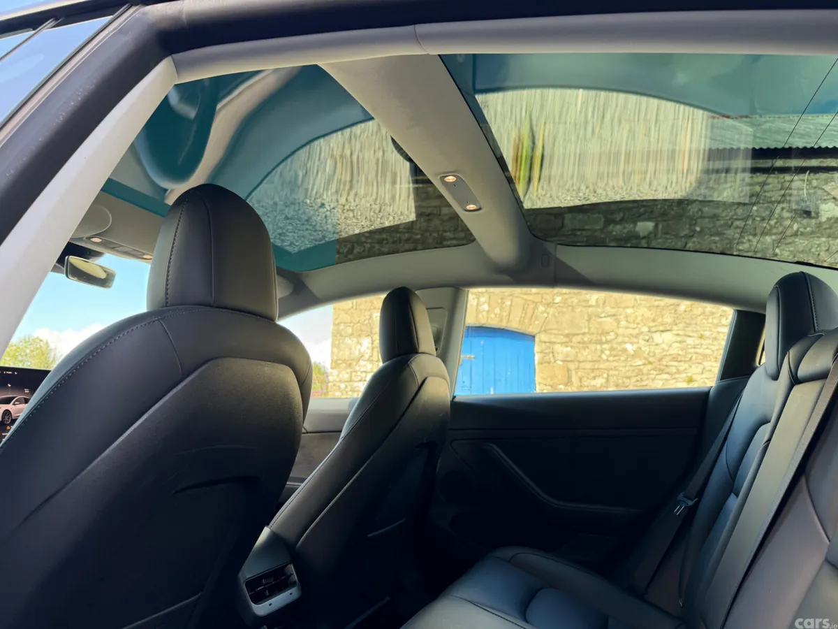 Tesla Model 3 Saloon, Electric, 2023, White
