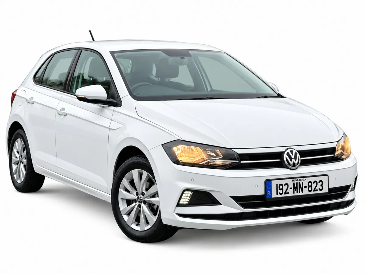 Volkswagen Polo Hatchback, Diesel, 2019, White