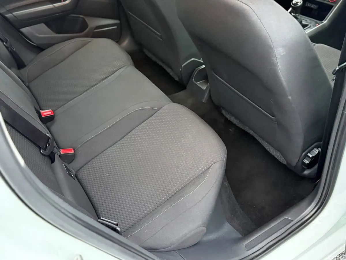 Volkswagen Polo Hatchback, Diesel, 2019, White