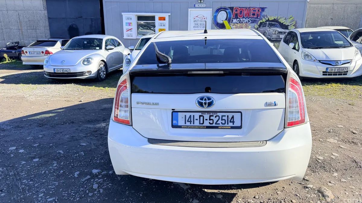Toyota Prius Hatchback, Petrol Hybrid, 2014, White