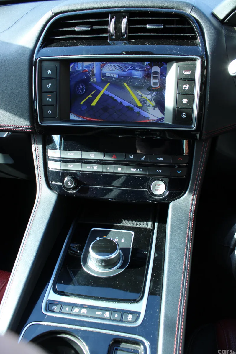Jaguar F-Pace SUV, Diesel, 2017, Red