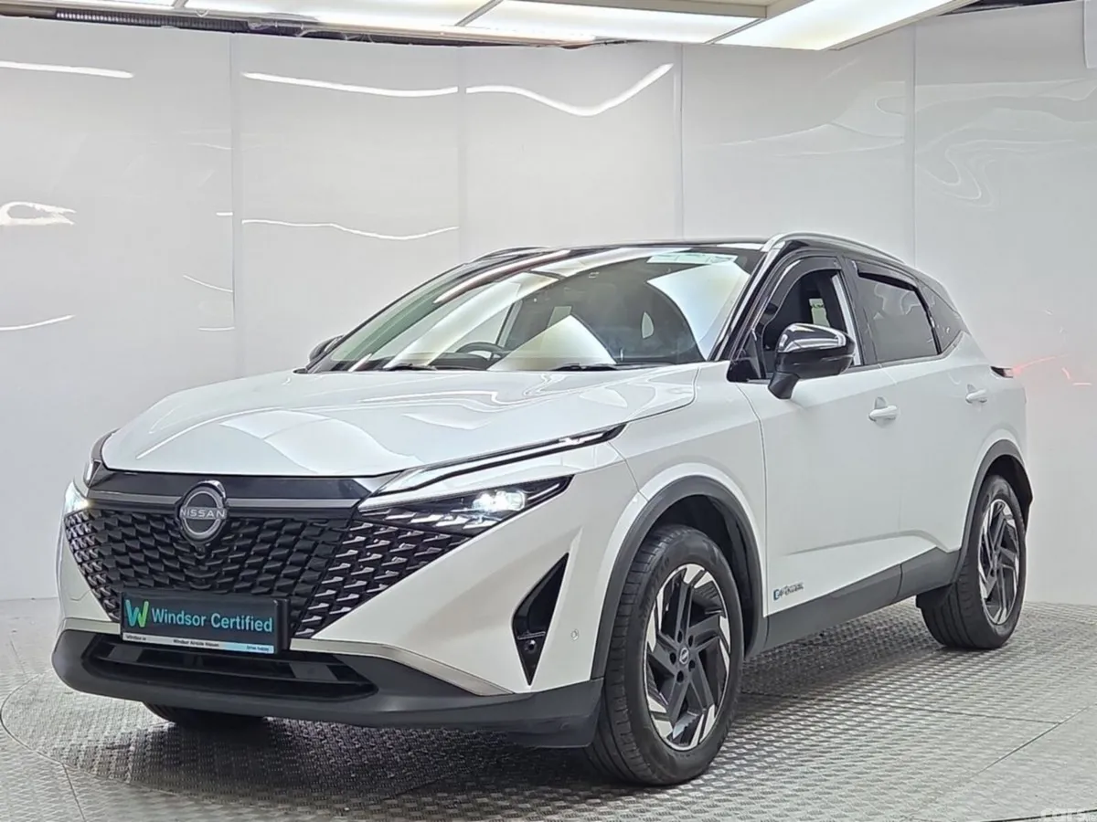 Nissan Qashqai MPV, Petrol Hybrid, 2025, White