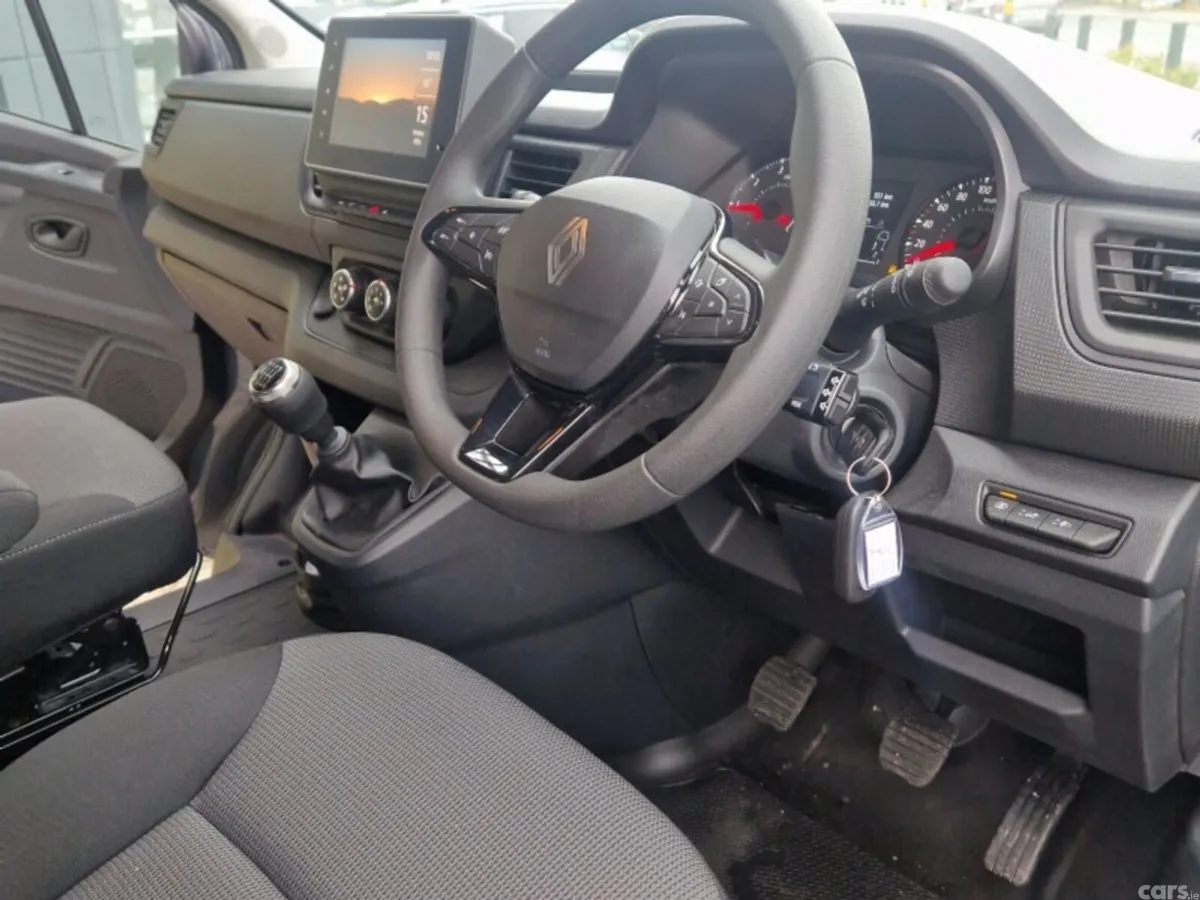 Renault Trafic Motor Caravan, Diesel, 2026, Grey