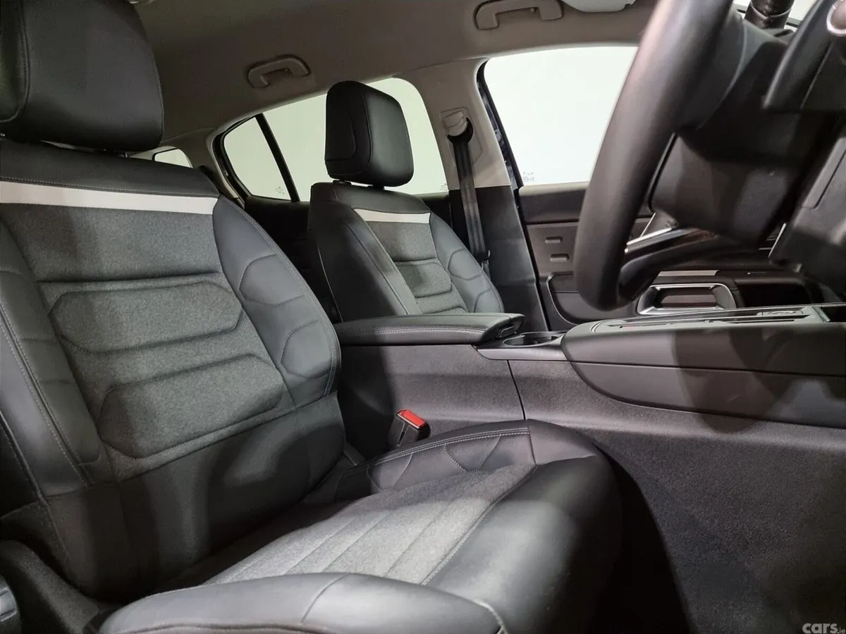 Citroen C5 Aircross MPV, Diesel, 2025, Blue