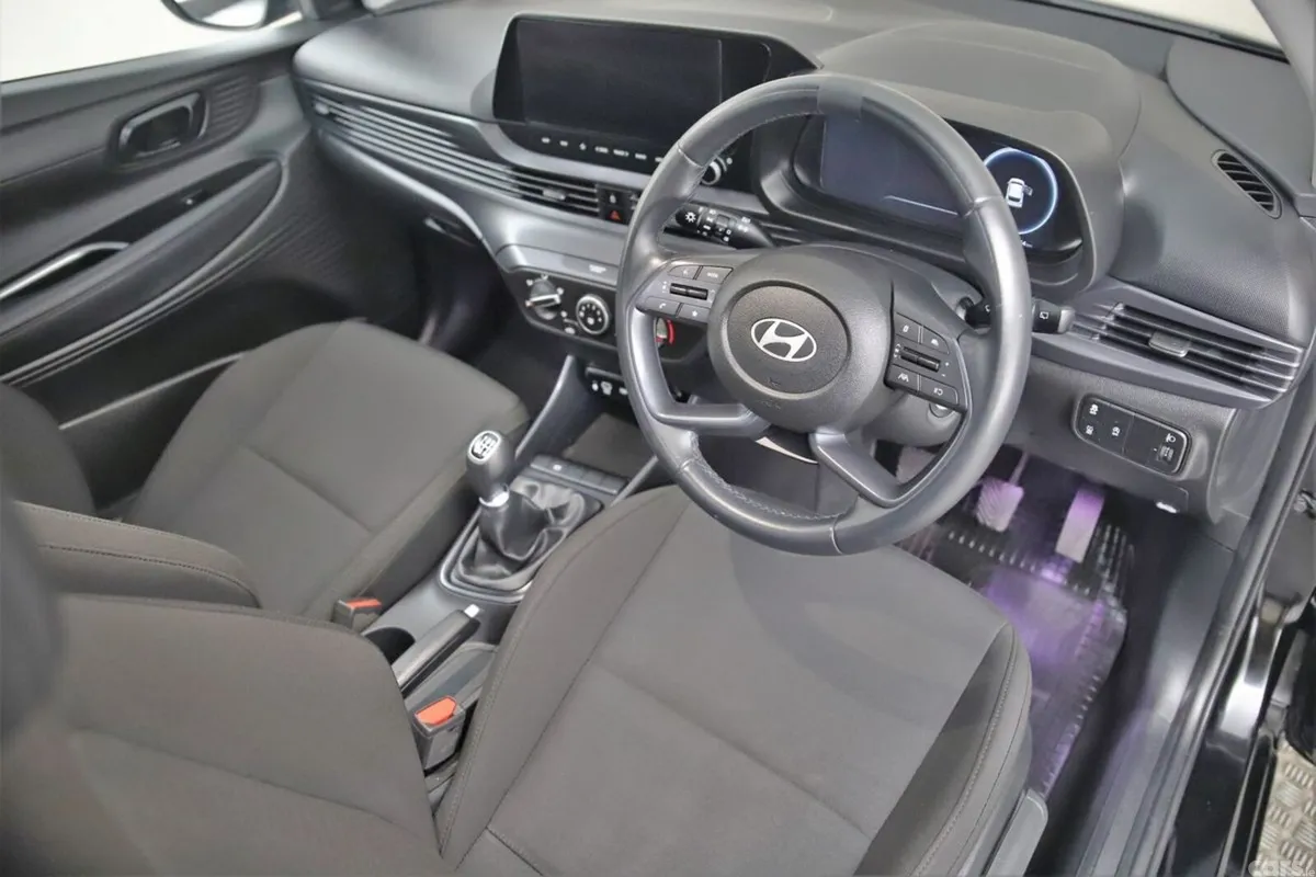 Hyundai i20 Hatchback, Petrol, 2024, Black