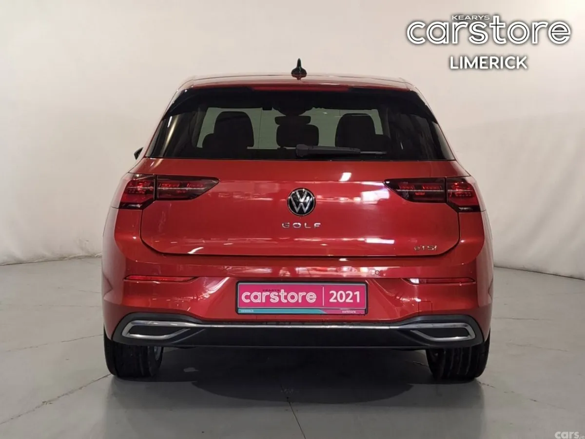 Volkswagen Golf Hatchback, Petrol, 2021, Red