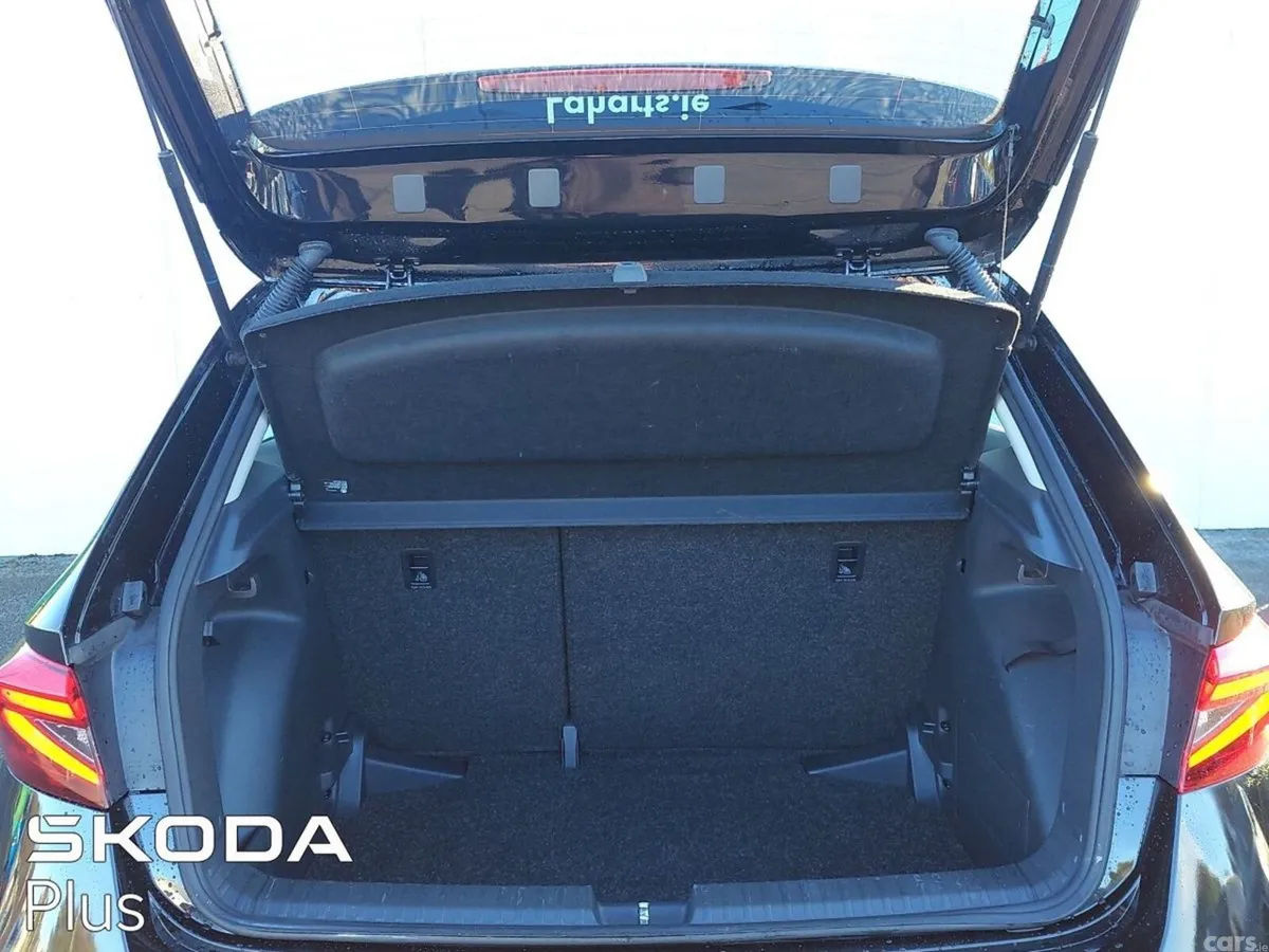 Skoda Fabia Hatchback, Petrol, 2025, Black
