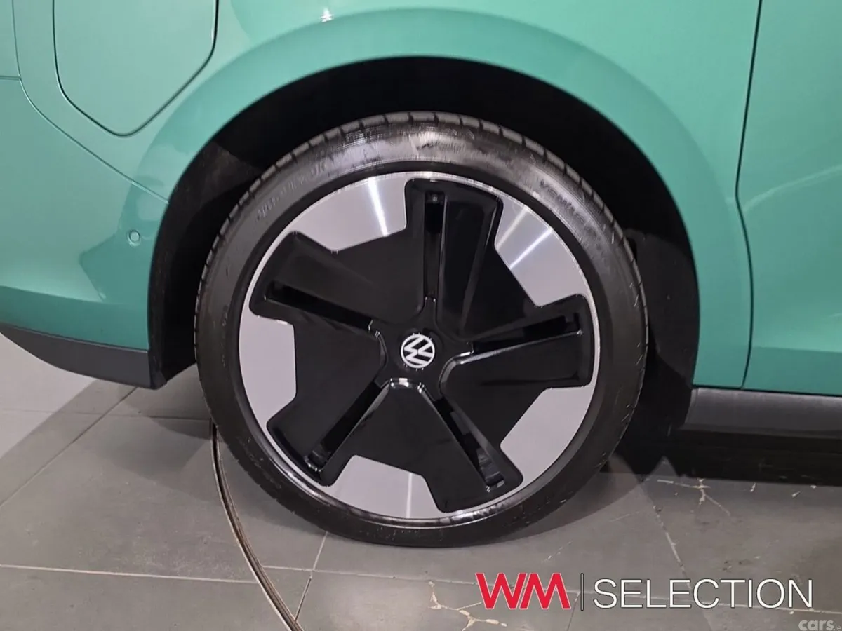 Volkswagen ID.Buzz MPV, Electric, 2026, Green