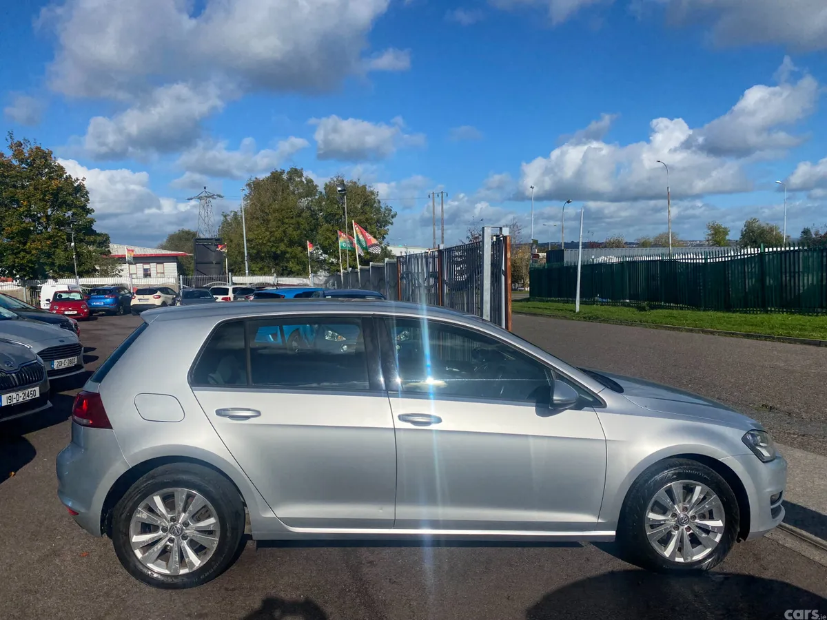 Volkswagen Golf Estate, Diesel, 2015, Silver