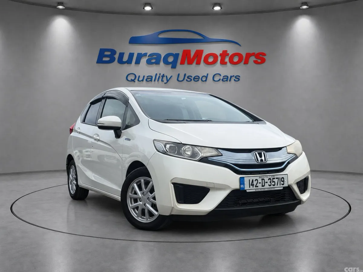 Honda Fit Hatchback, Petrol Hybrid, 2014, White