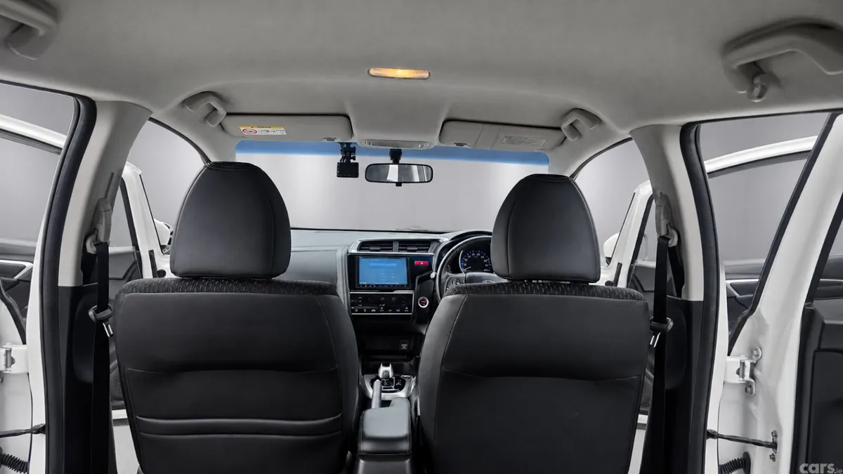 Honda Fit Hatchback, Petrol Hybrid, 2014, White