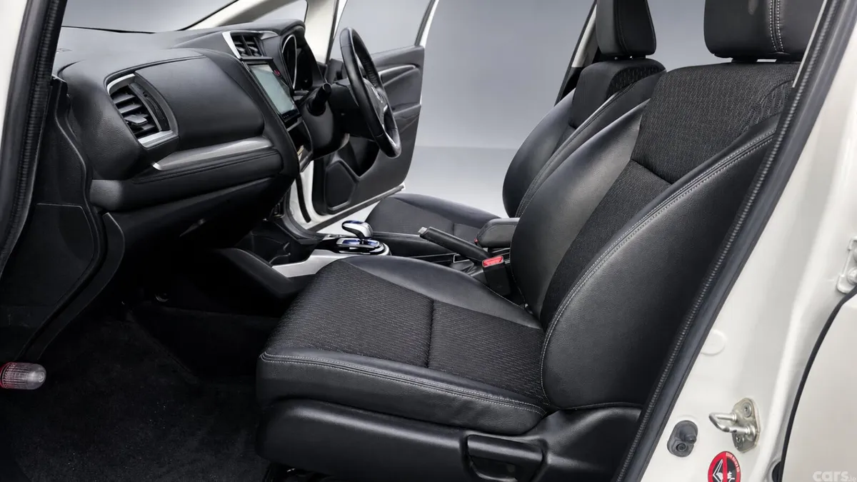 Honda Fit Hatchback, Petrol Hybrid, 2014, White