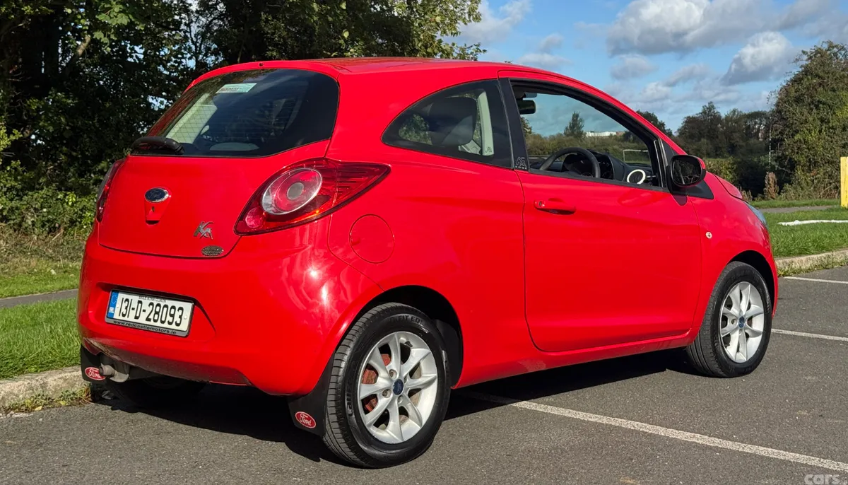 Ford KA Hatchback, Petrol, 2013, Red
