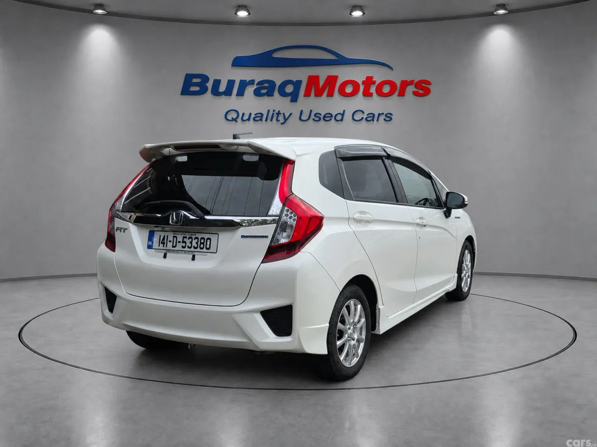 Honda Fit Hatchback, Petrol Hybrid, 2014, White