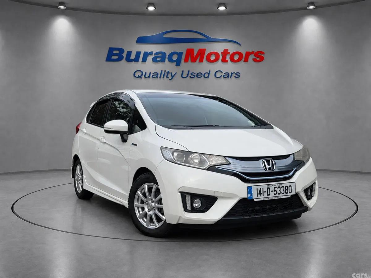 Honda Fit Hatchback, Petrol Hybrid, 2014, White
