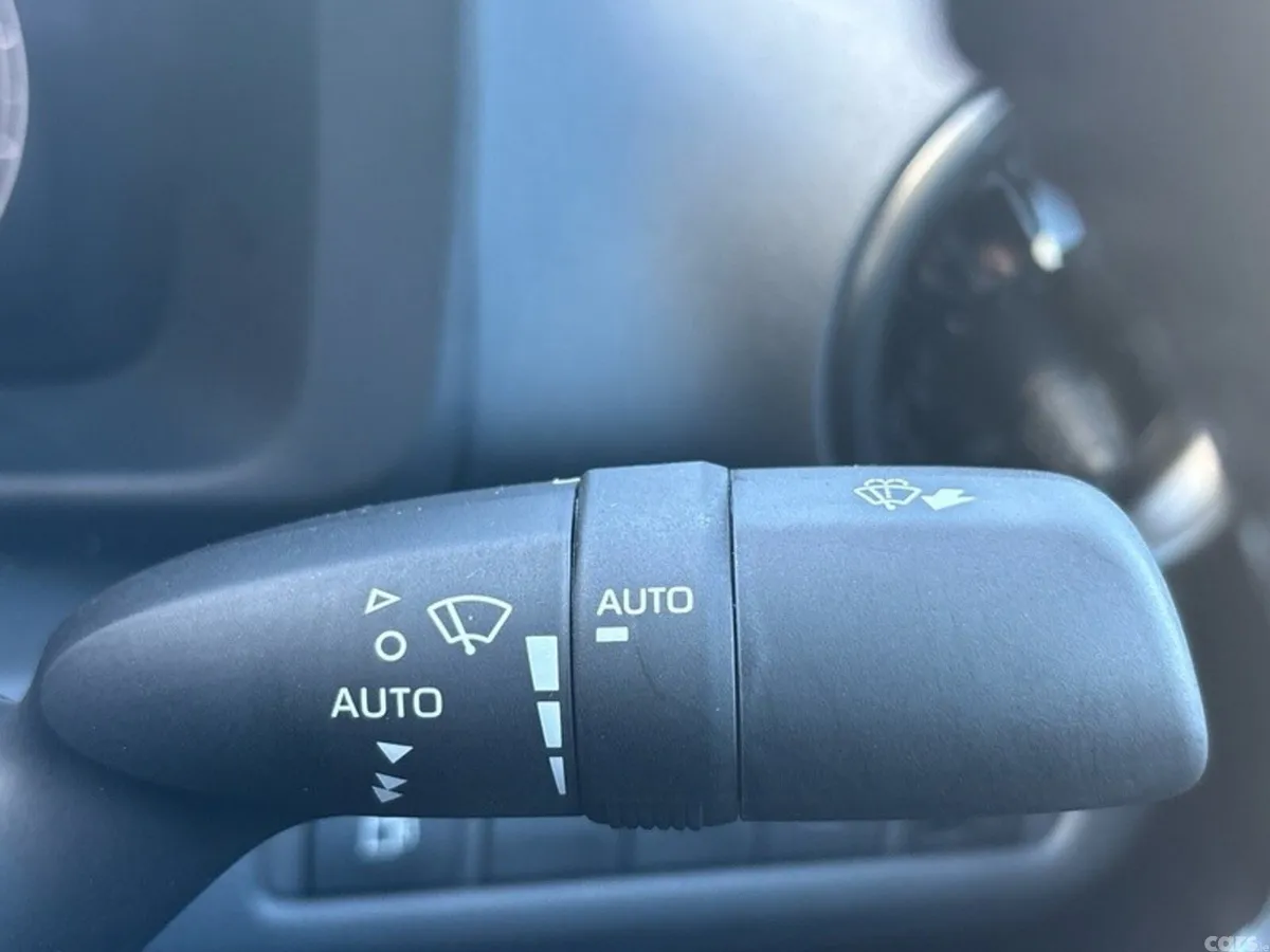 Toyota C-HR SUV, Petrol Hybrid, 2026, Blue