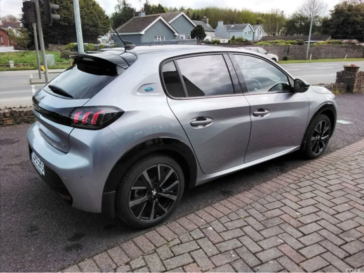 Peugeot 208 Hatchback, Electric, 2023, Grey