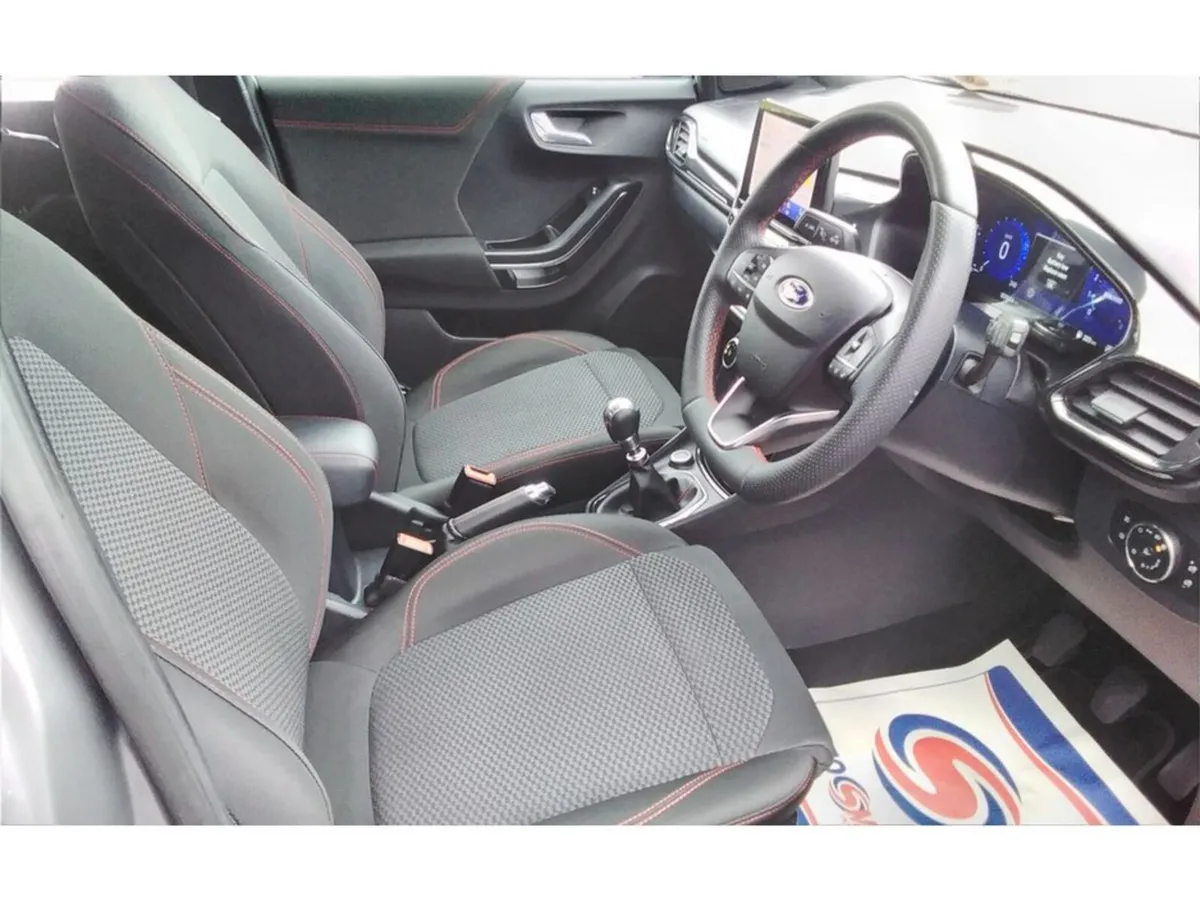 Ford Puma MPV, Petrol Hybrid, 2022, Grey