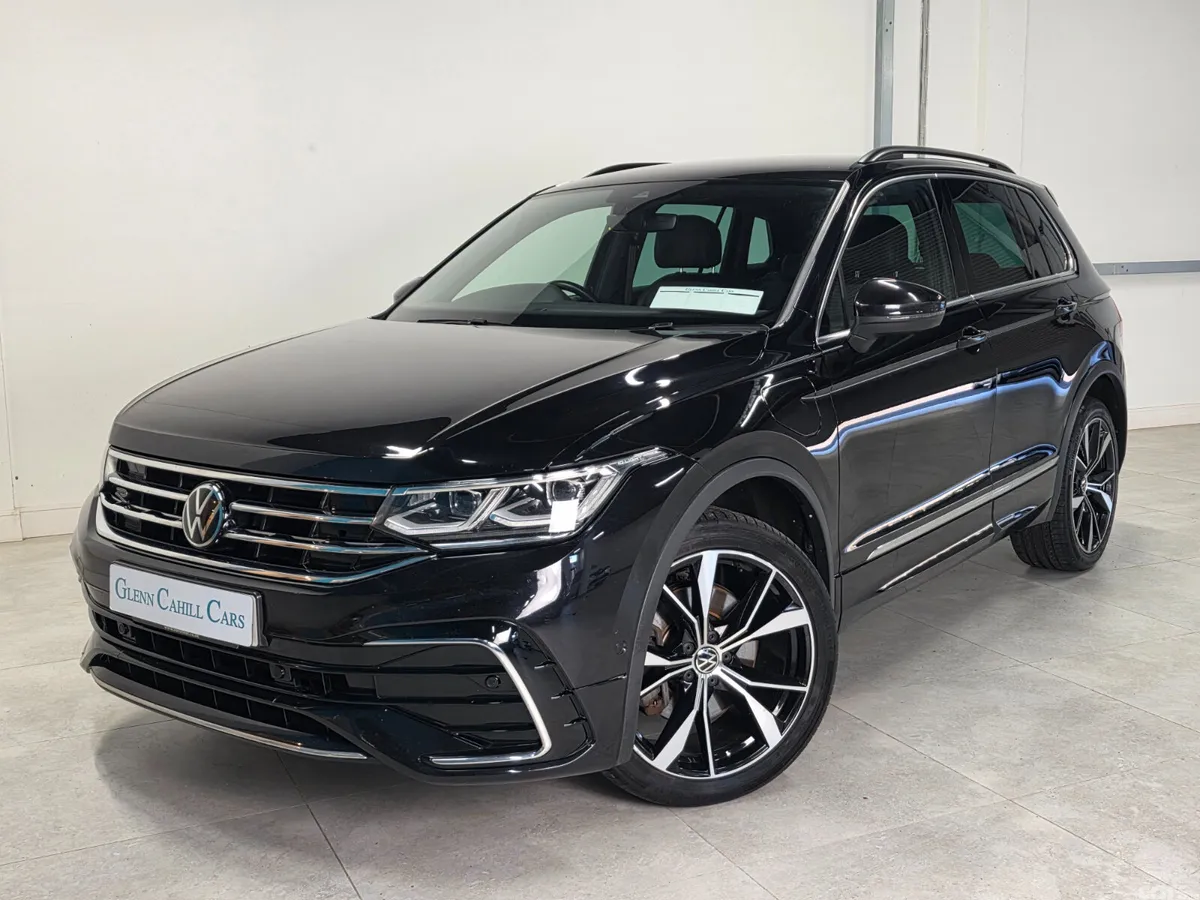 Volkswagen Tiguan SUV, Petrol Plug-in Hybrid, 2023, Black