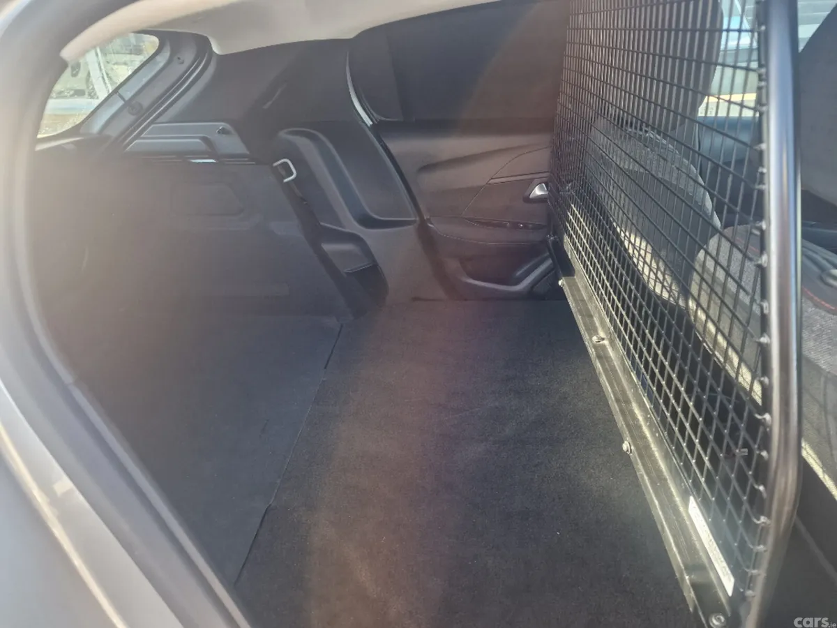 Peugeot 208 Van, Petrol, 2022, Grey