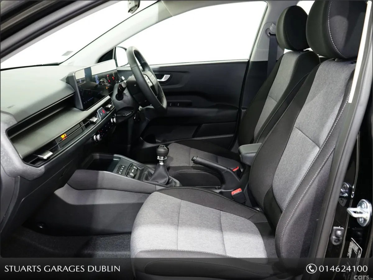 Kia Stonic SUV, Petrol, 2027, Black