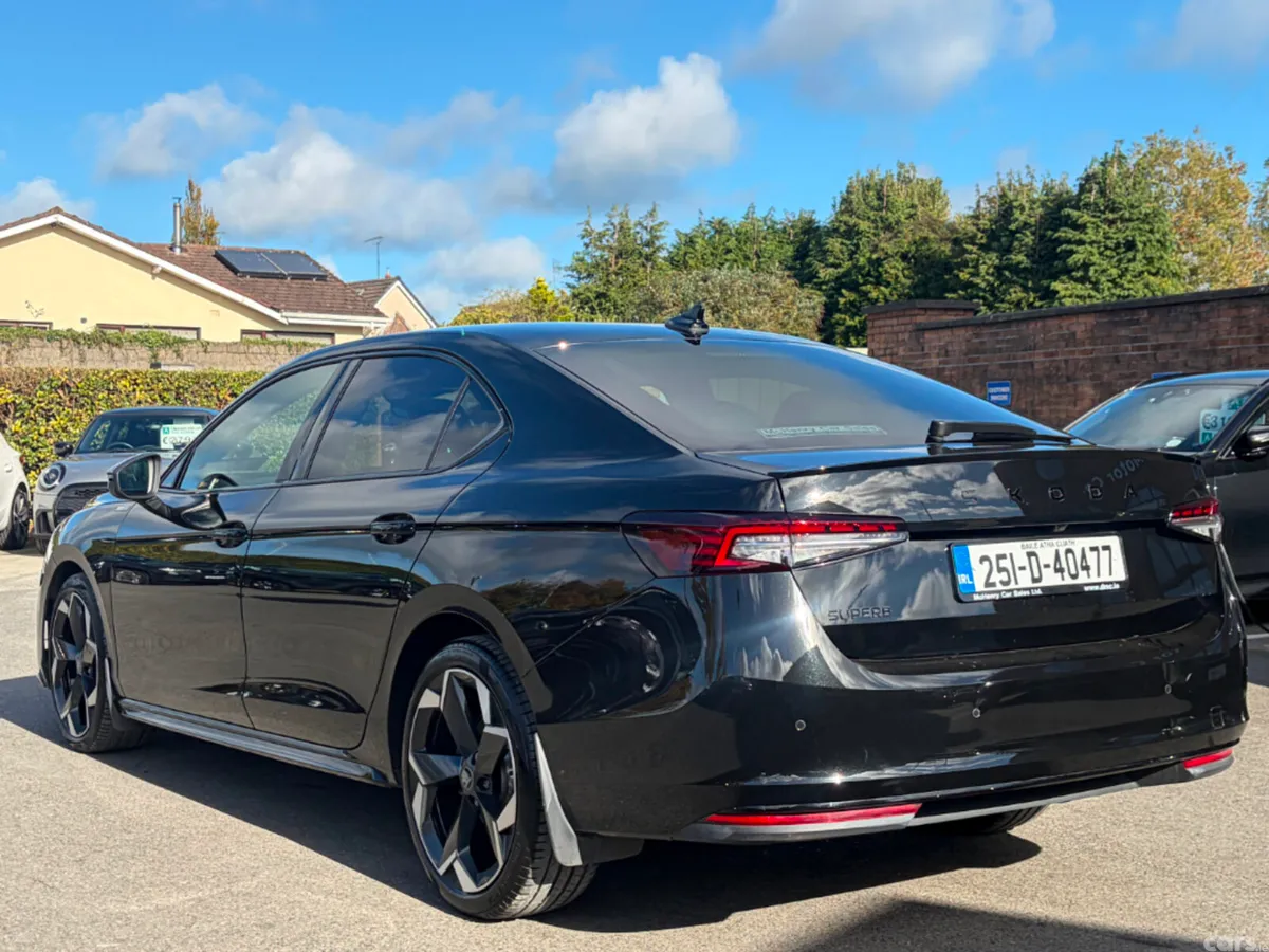 Skoda Superb Saloon, Diesel, 2025, Black