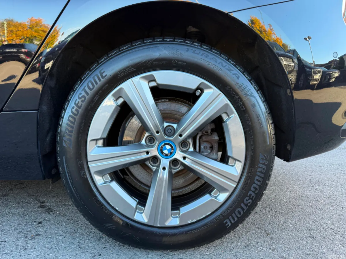 BMW 2-Series MPV, Petrol Plug-in Hybrid, 2024, Black