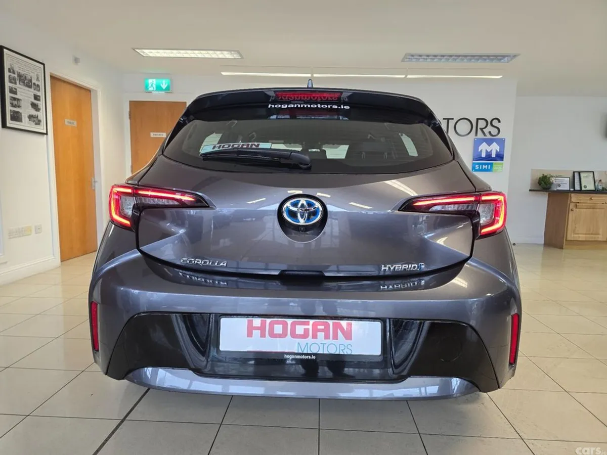 Toyota Corolla Hatchback, Petrol Hybrid, 2024, Grey