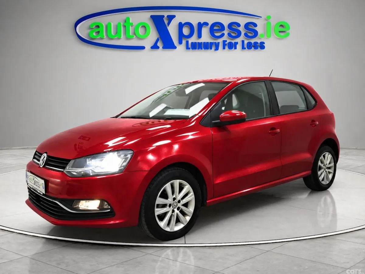 Volkswagen Polo Hatchback, Petrol, 2016, Red