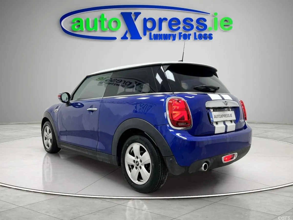 Mini Cooper Hatchback, Diesel, 2020, Blue