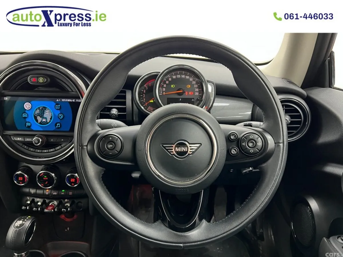 Mini Cooper Hatchback, Diesel, 2020, Blue