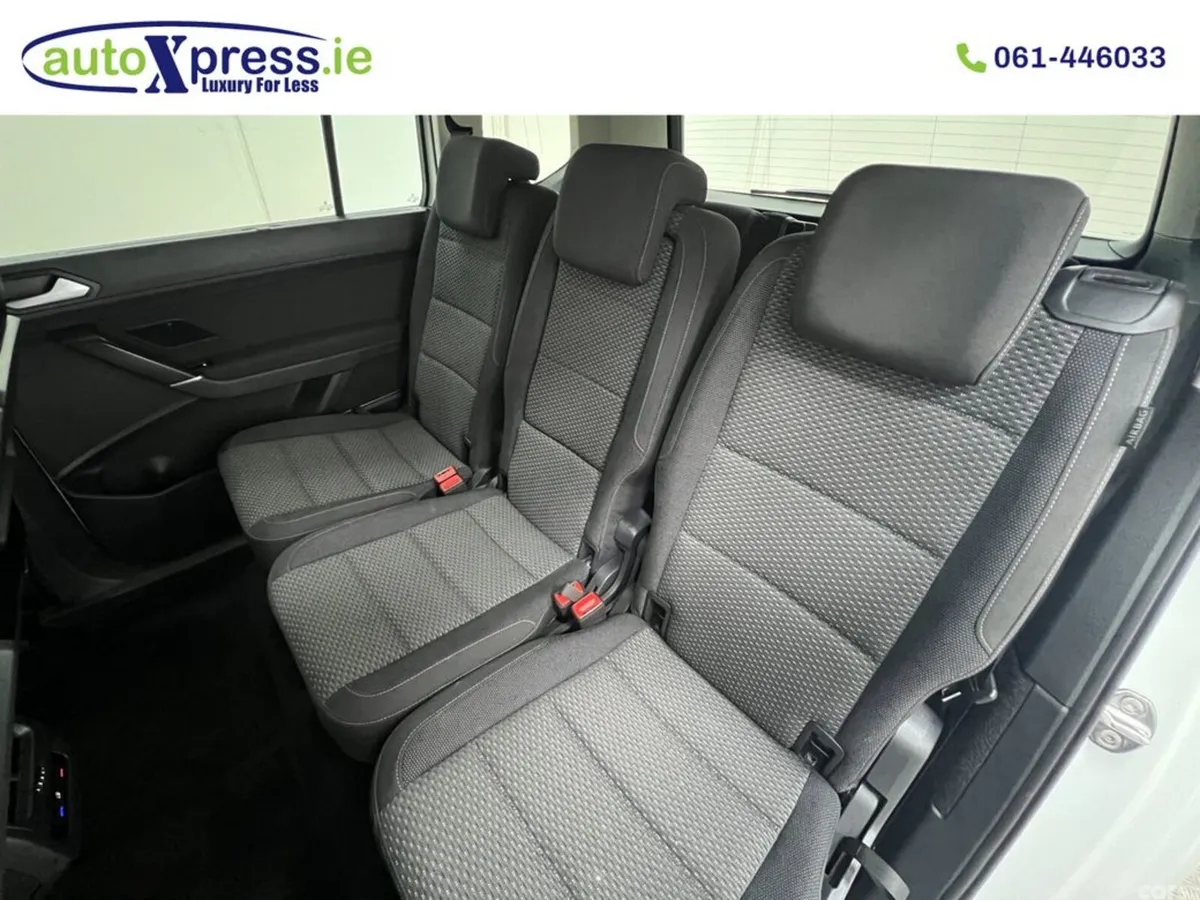 Volkswagen Touran MPV, Petrol, 2020, White