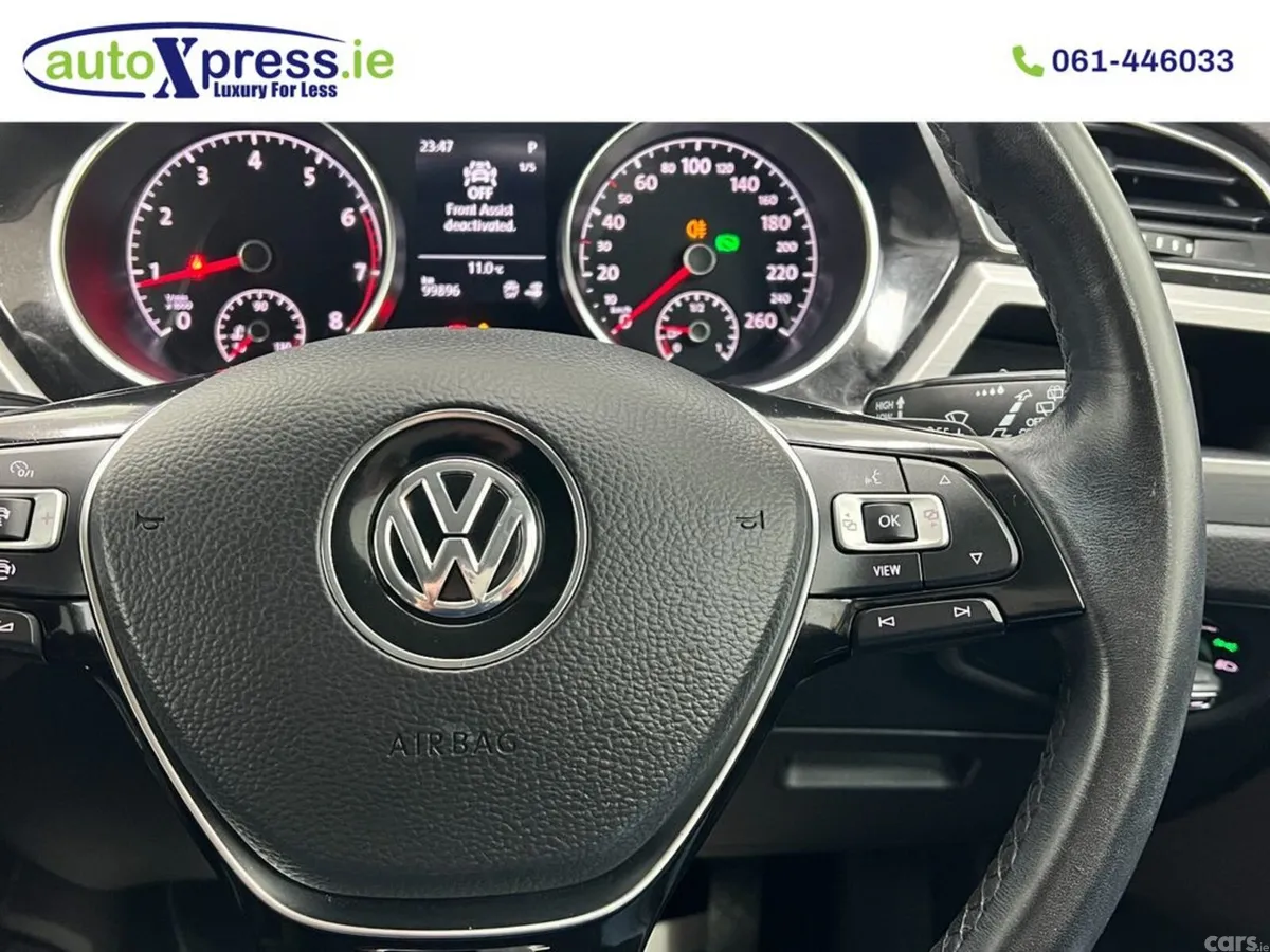 Volkswagen Touran MPV, Petrol, 2020, White