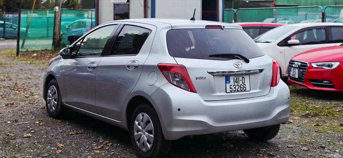 Toyota Vitz Hatchback, Petrol, 2014, Silver