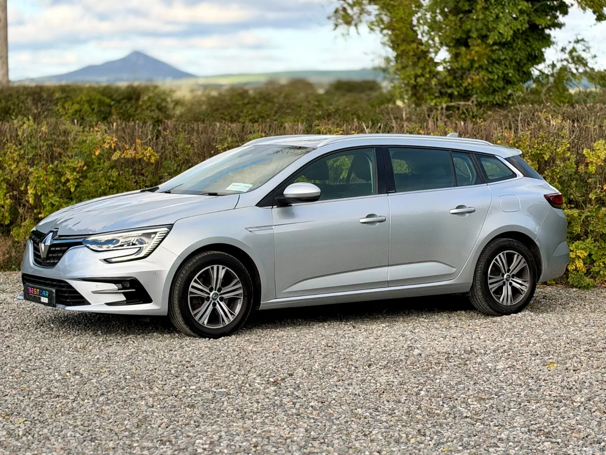 Renault Megane Estate, Petrol Plug-in Hybrid, 2021, Grey