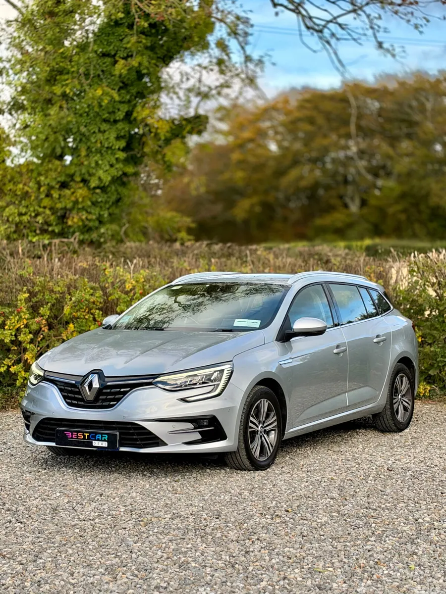 Renault Megane Estate, Petrol Plug-in Hybrid, 2021, Grey