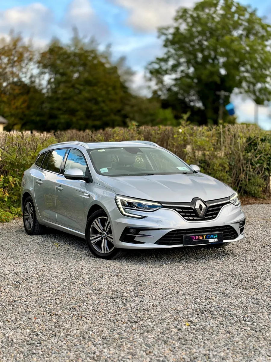 Renault Megane Estate, Petrol Plug-in Hybrid, 2021, Grey