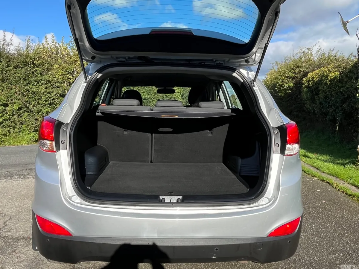 Hyundai ix35 SUV, Diesel, 2016, Silver