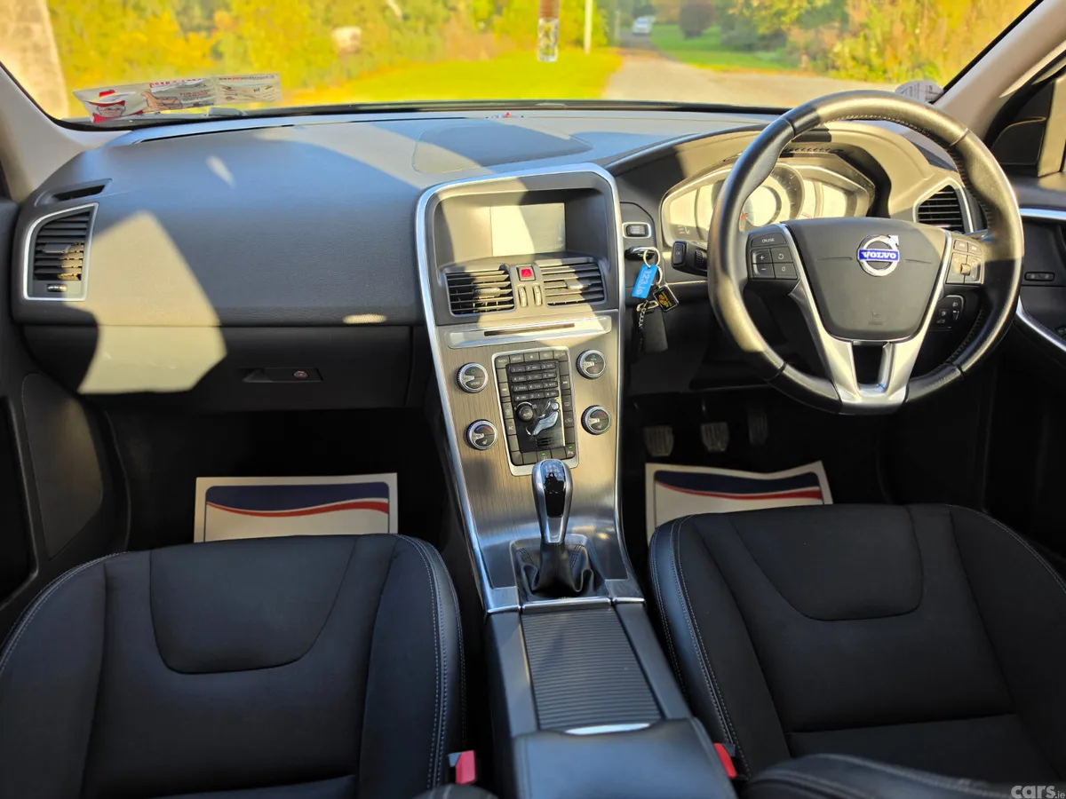 Volvo XC60 SUV, Diesel, 2016, Grey