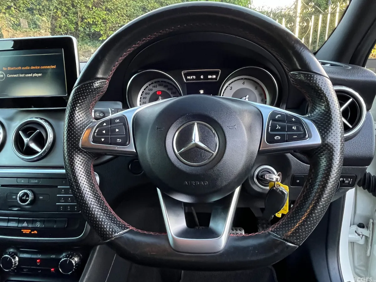 Mercedes-Benz GLA SUV, Diesel, 2016, White