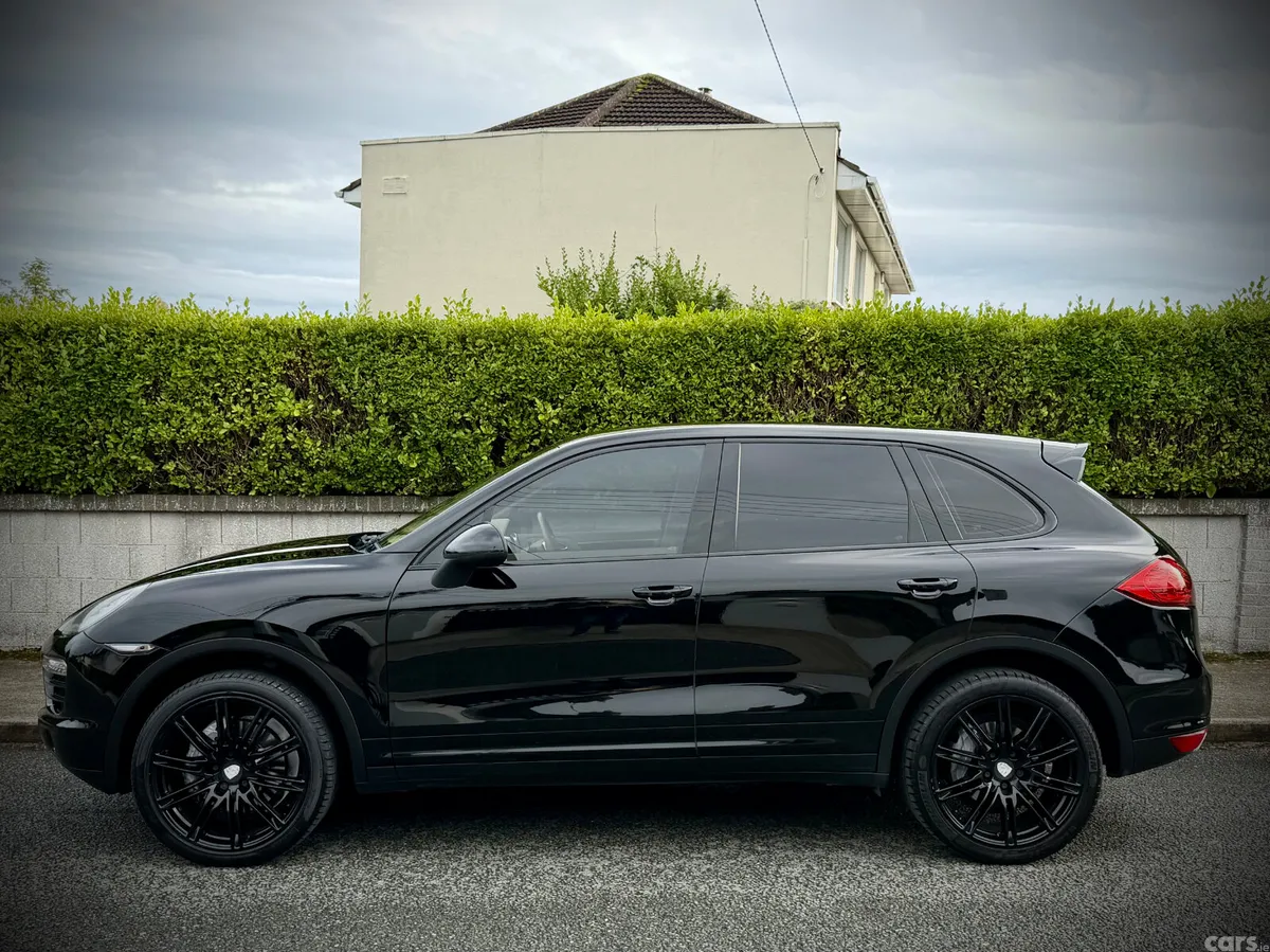 Porsche Cayenne SUV, Diesel, 2012, Black