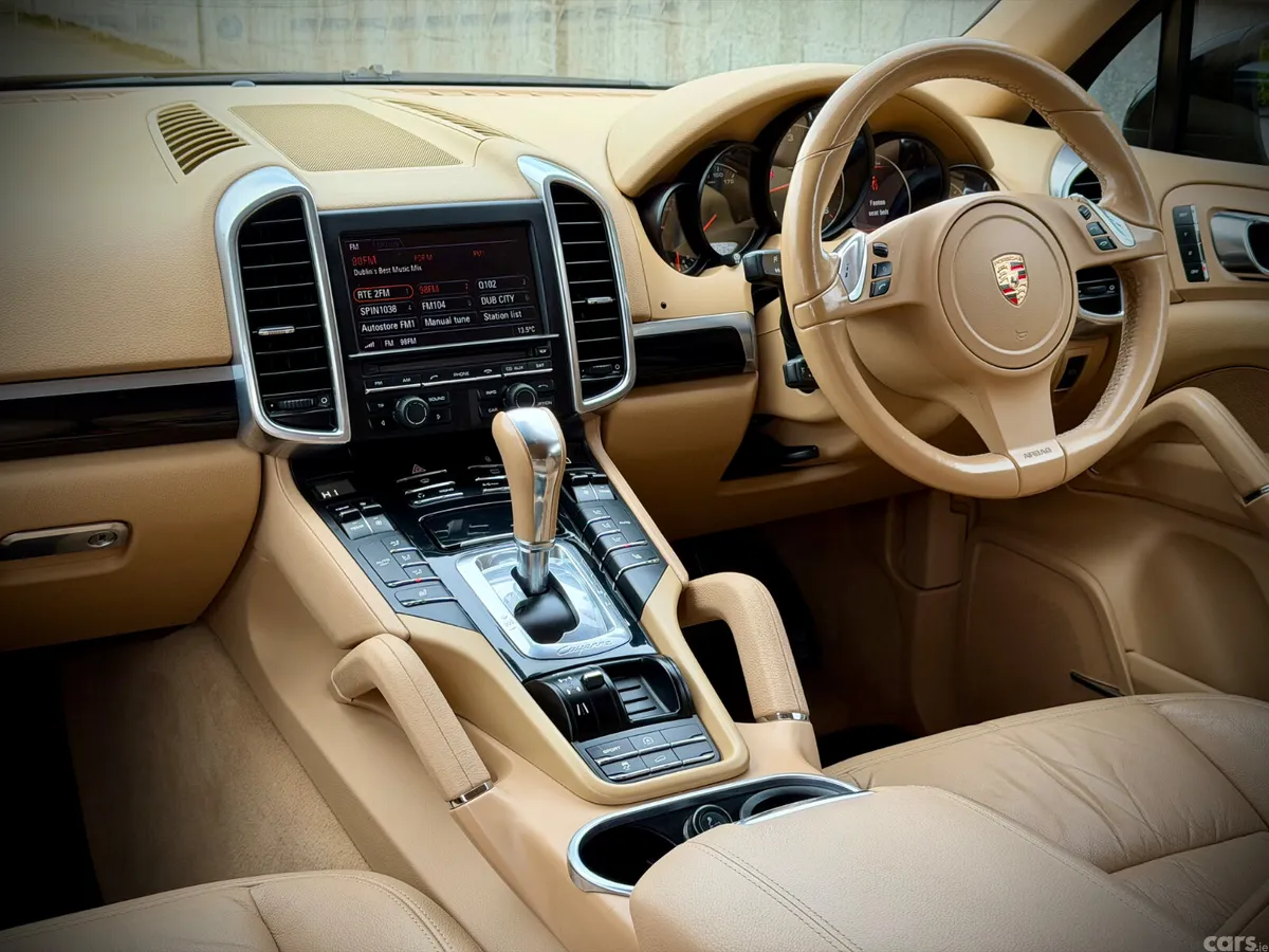 Porsche Cayenne SUV, Diesel, 2012, Black