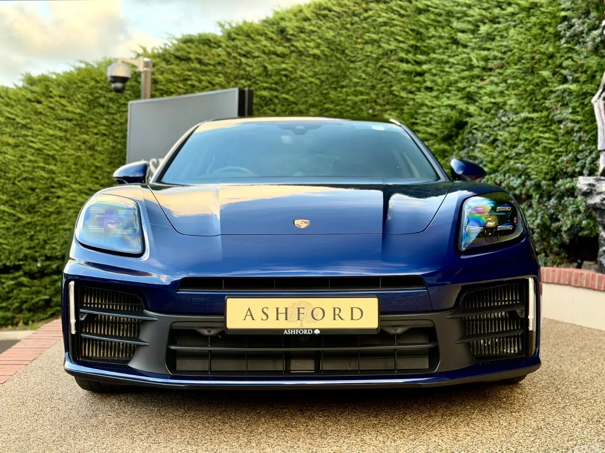 Porsche Panamera Hatchback, Petrol Plug-in Hybrid, 2024, Blue