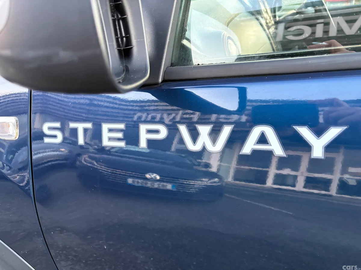 Dacia Sandero Stepway Hatchback, Diesel, 2018, Blue