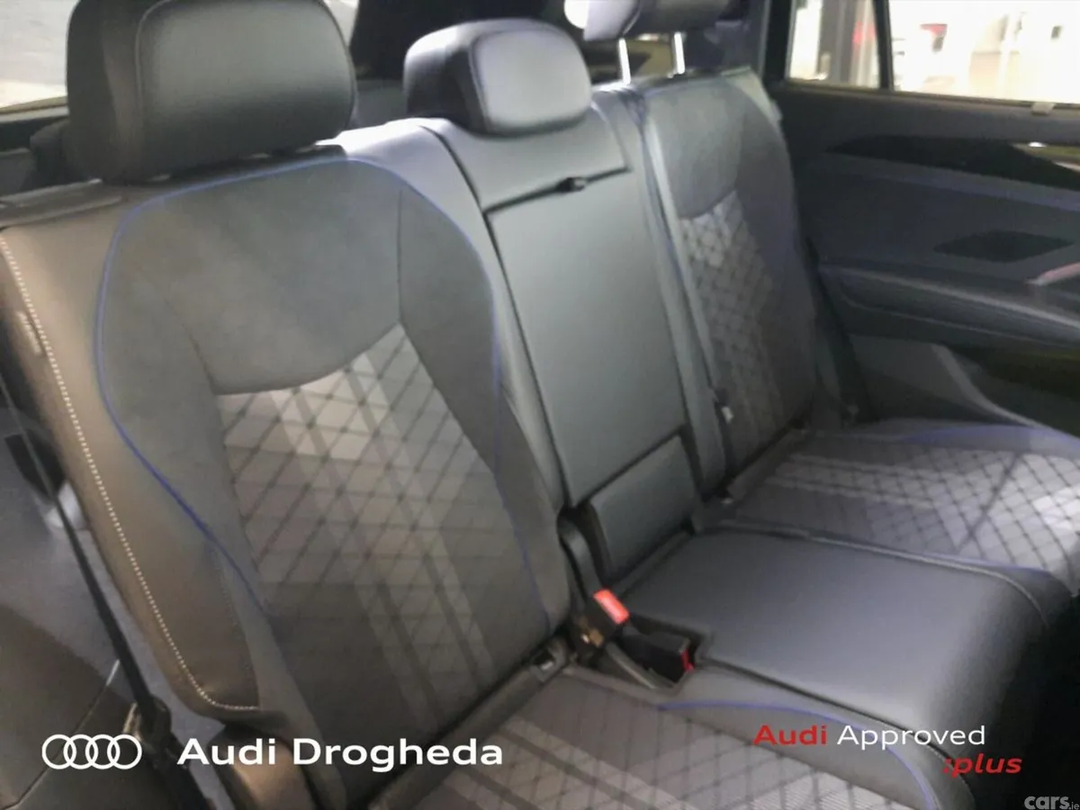 Volkswagen Tayron Estate, Diesel, 2026, Black