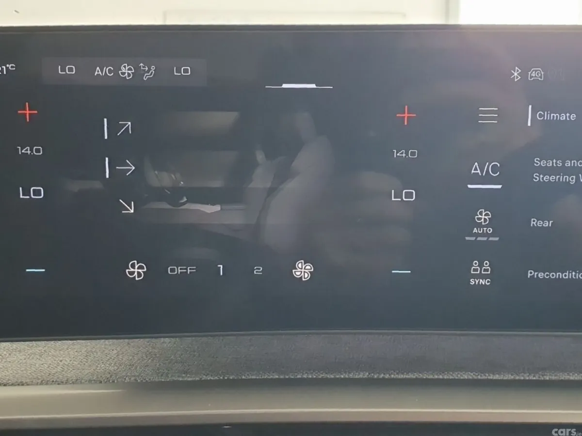 Peugeot 5008 SUV, Electric, 2026, Grey